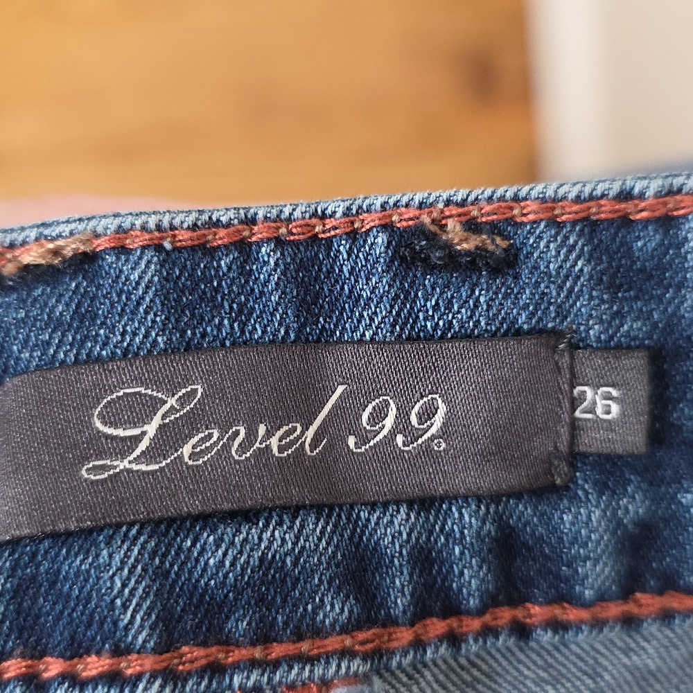 Level 99 Crochet Floral Embroidered Jean Shorts, Hippie , Boho Sz 26 - Picture 4 of 4